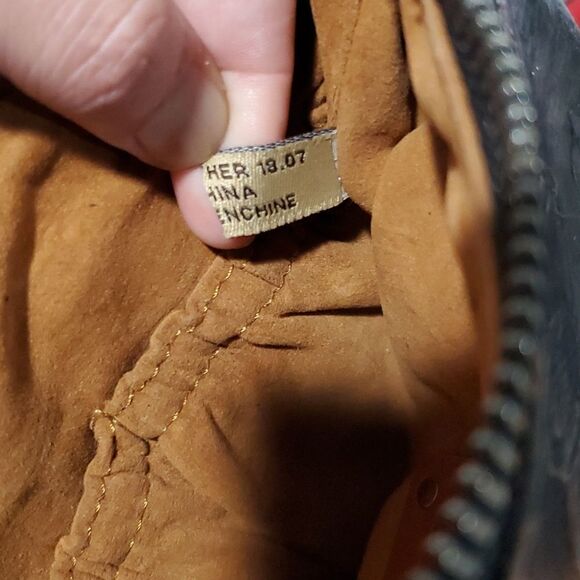 Patricia Nash Tooled Leather Flower Wistlet in Metallic Silver - Picture 15 of 16